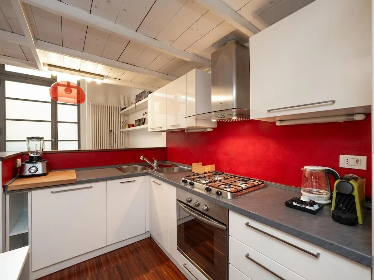Ampio Loft 5' Dalla Metro Mailand Apartment